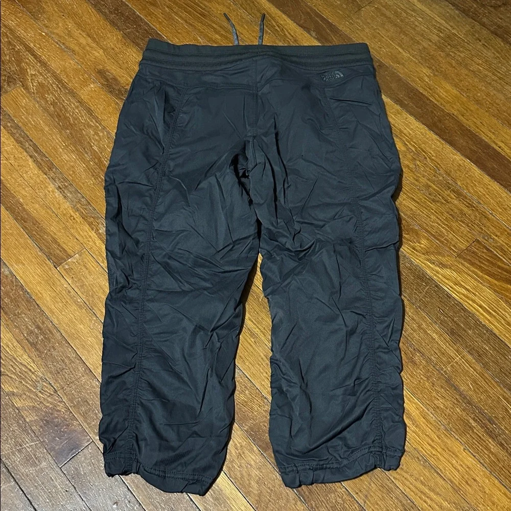 The North Face Aphrodite Crop Hiking Pants, Gray, Medium - Picture 4 of 5